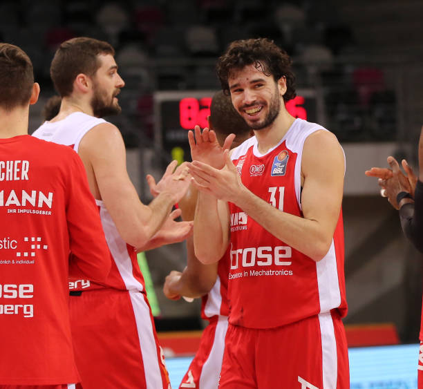 情绪失控等 情绪失控等